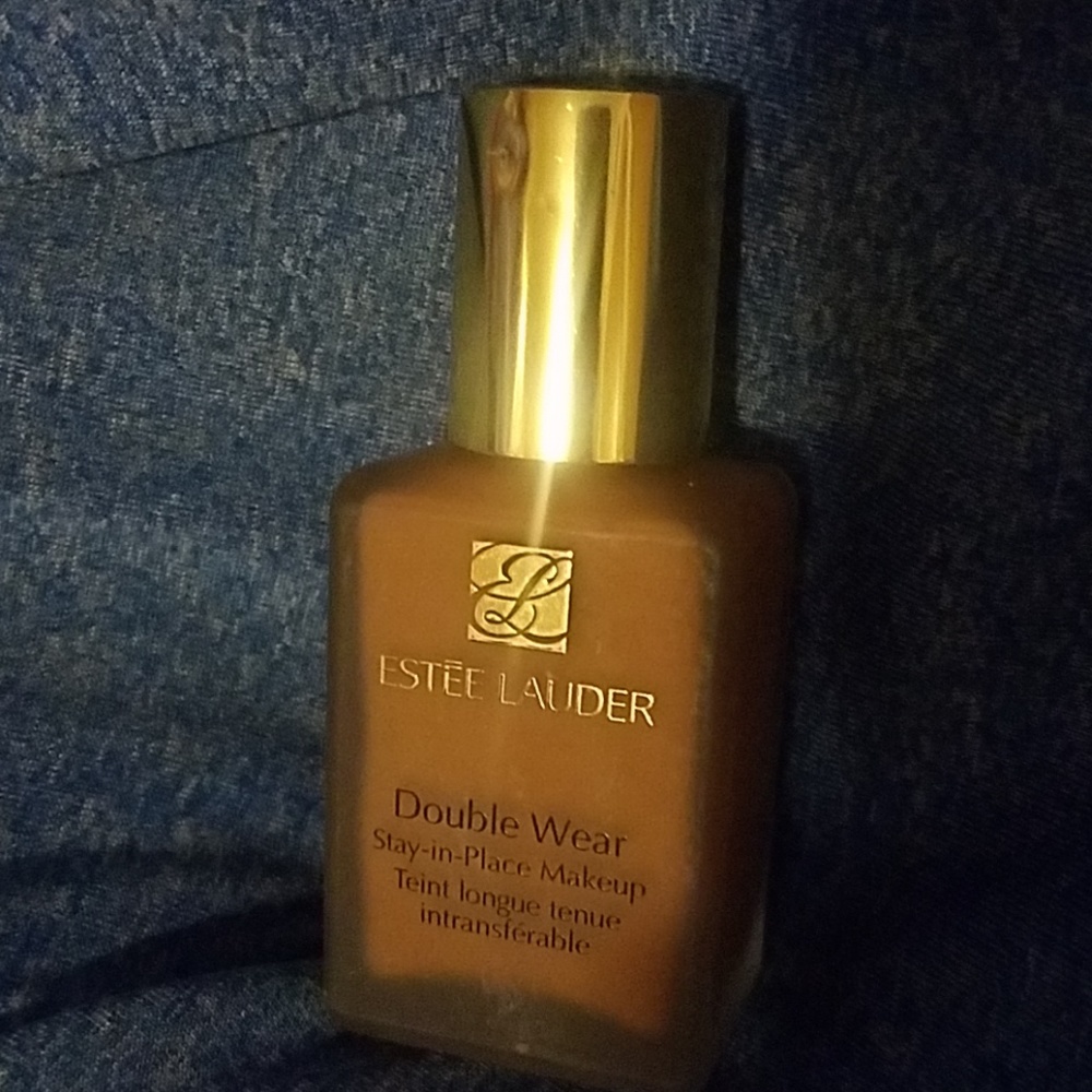 Estee Lauder double wear 5w2 Rich Caramel 1 oz